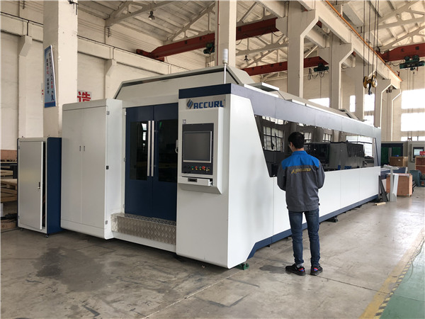 1000W kepingan logam serat pemotongan laser, mesin pemotong laser serat CNC logam