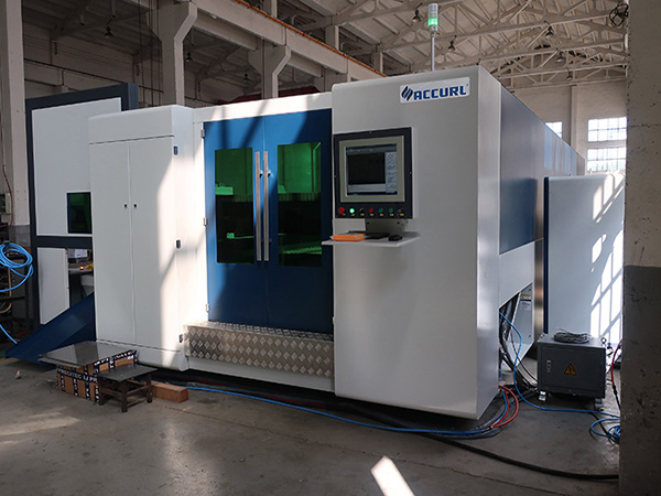 Mesin Pemotongan Laser serat 3000W dengan Penukar Pallet Double